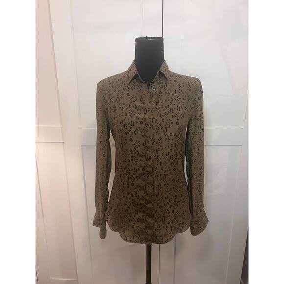 NWOT Carine Roitfield Uniqlo 100% Silk Leopard Print Button Down Blouse Shirt -S - Picture 12 of 14